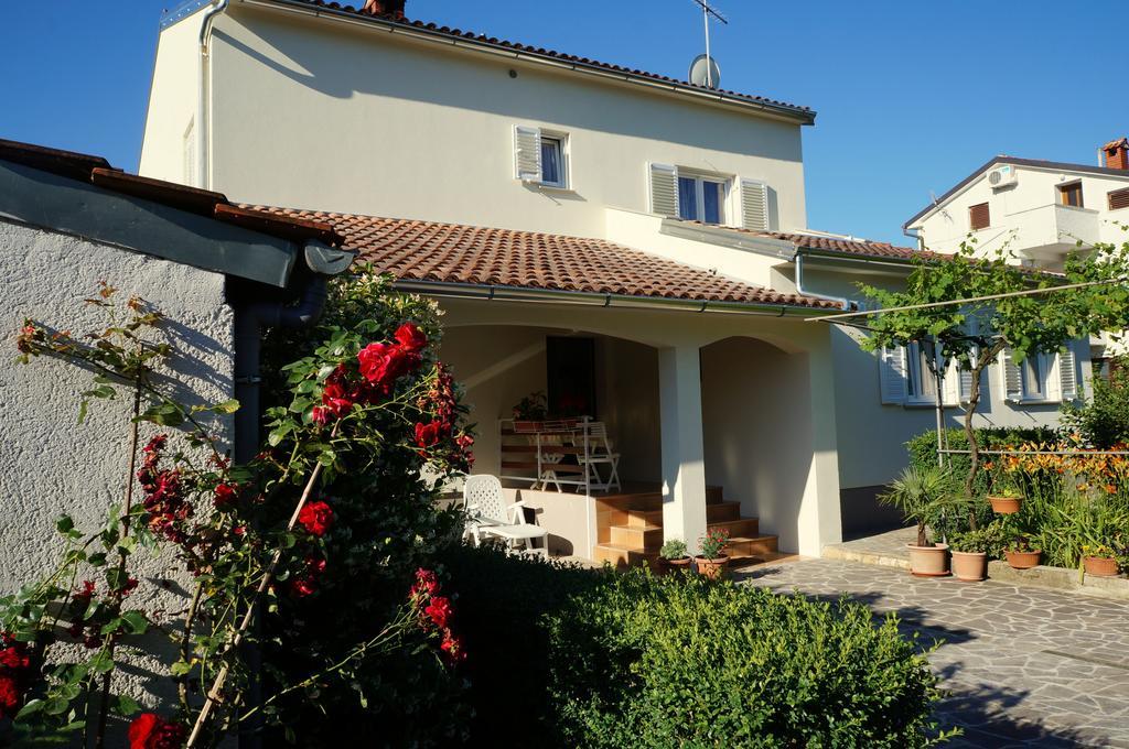 Studio And Apartment Nadia With Garden Poreč Quarto foto