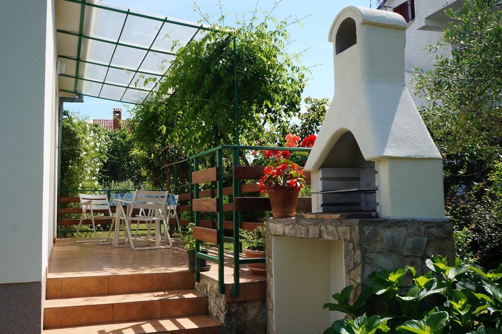 Studio And Apartment Nadia With Garden Poreč Quarto foto